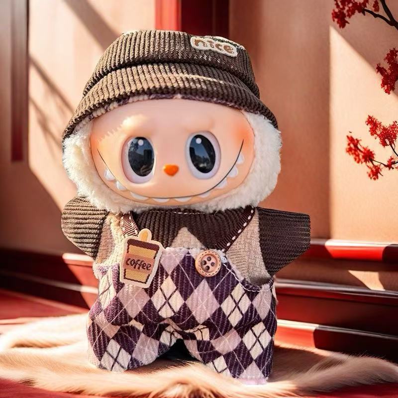 Nuevo conjunto de ropa y gorro de peluche con cara de "Sugar Glue" para muñecas, colgante de peluche, juguete Labuba, amuleto para bolso.