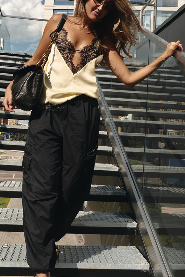 K New Sexy Lace Patchwork Deep V-neck Halter Inner Top Bodysuit_voghion.com