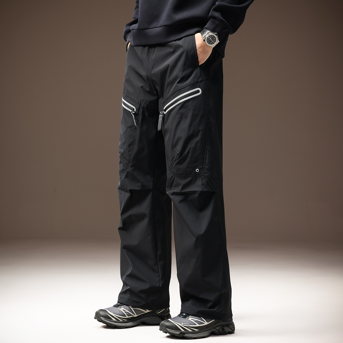 High-End Outdoor Hiking Waterproof and Quick-Dry Cargo Pants for Men in Autumn