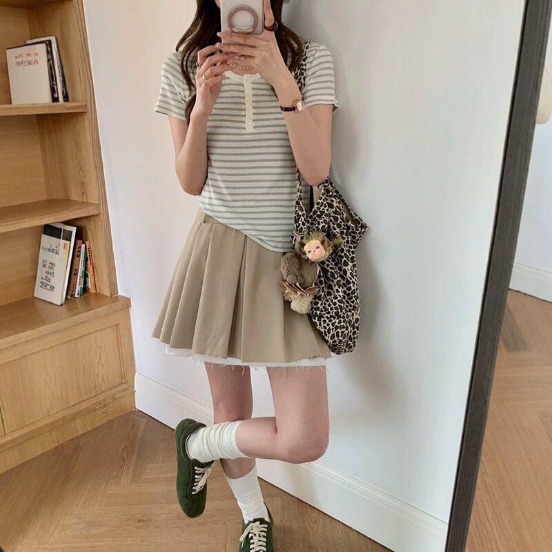 High-Quality Acetate Linen Simple Button Pullover Short-Sleeve Round-Neck Spring/Summer Korean-Style Casual Solid Color Top T-Shirt for Women High-Quality Acetate Linen Simple Button Pullover Short-Sleeve Round-Neck Spring/Summer Korean-Style Casual Solid Color Top T-Shirt for Women