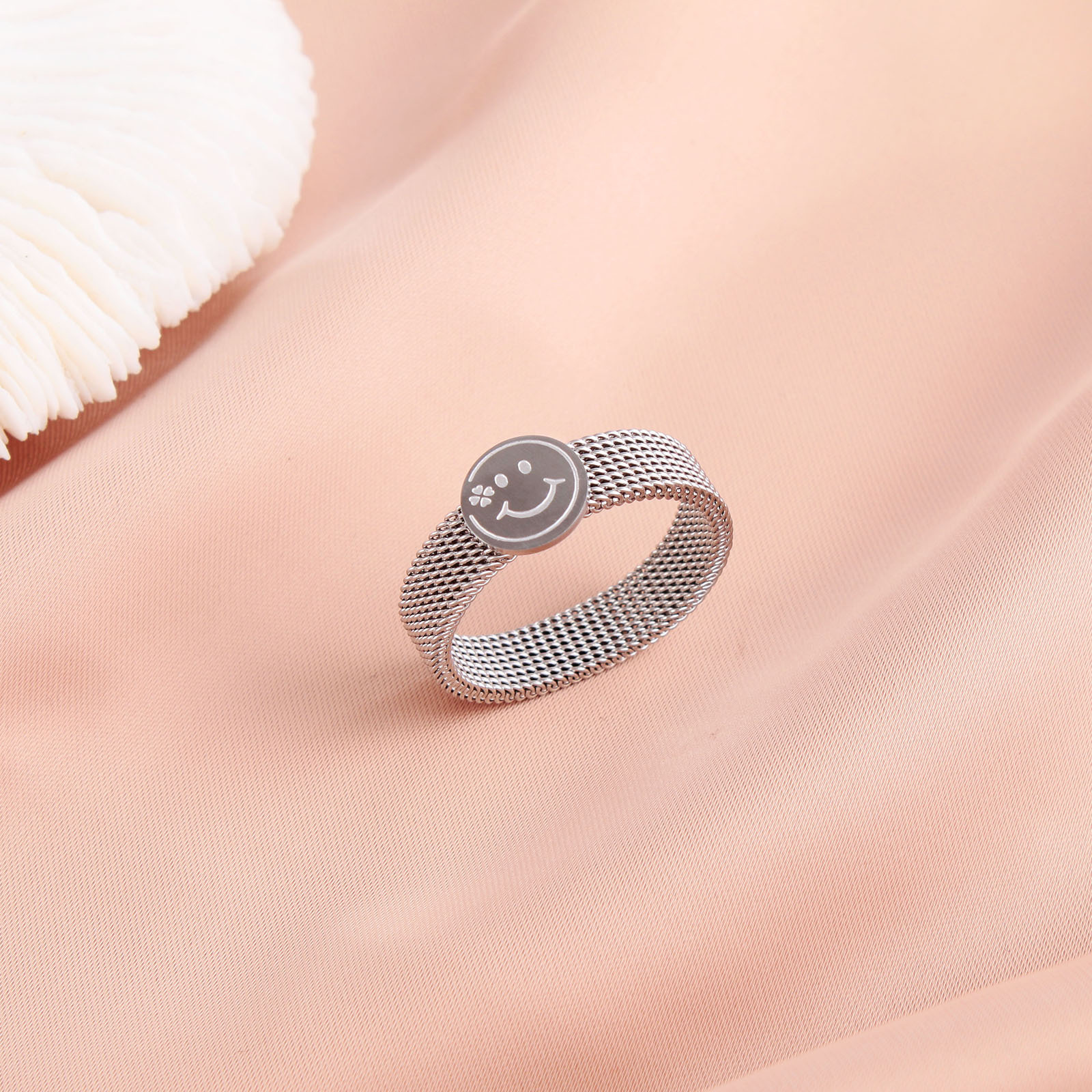 Hip-Hop Heart Shape Smiley Face Stainless Steel Plating Rings 1 Piece