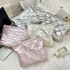 2025 韩系绗缝pu爱心手拿包化妆包护肤品零钱包内胆多功能收纳袋