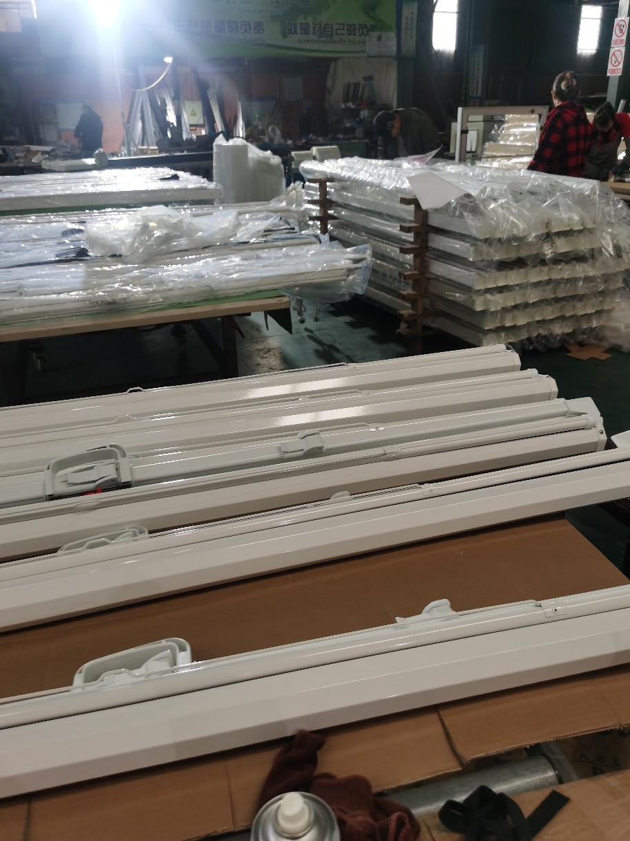 Projection Screen