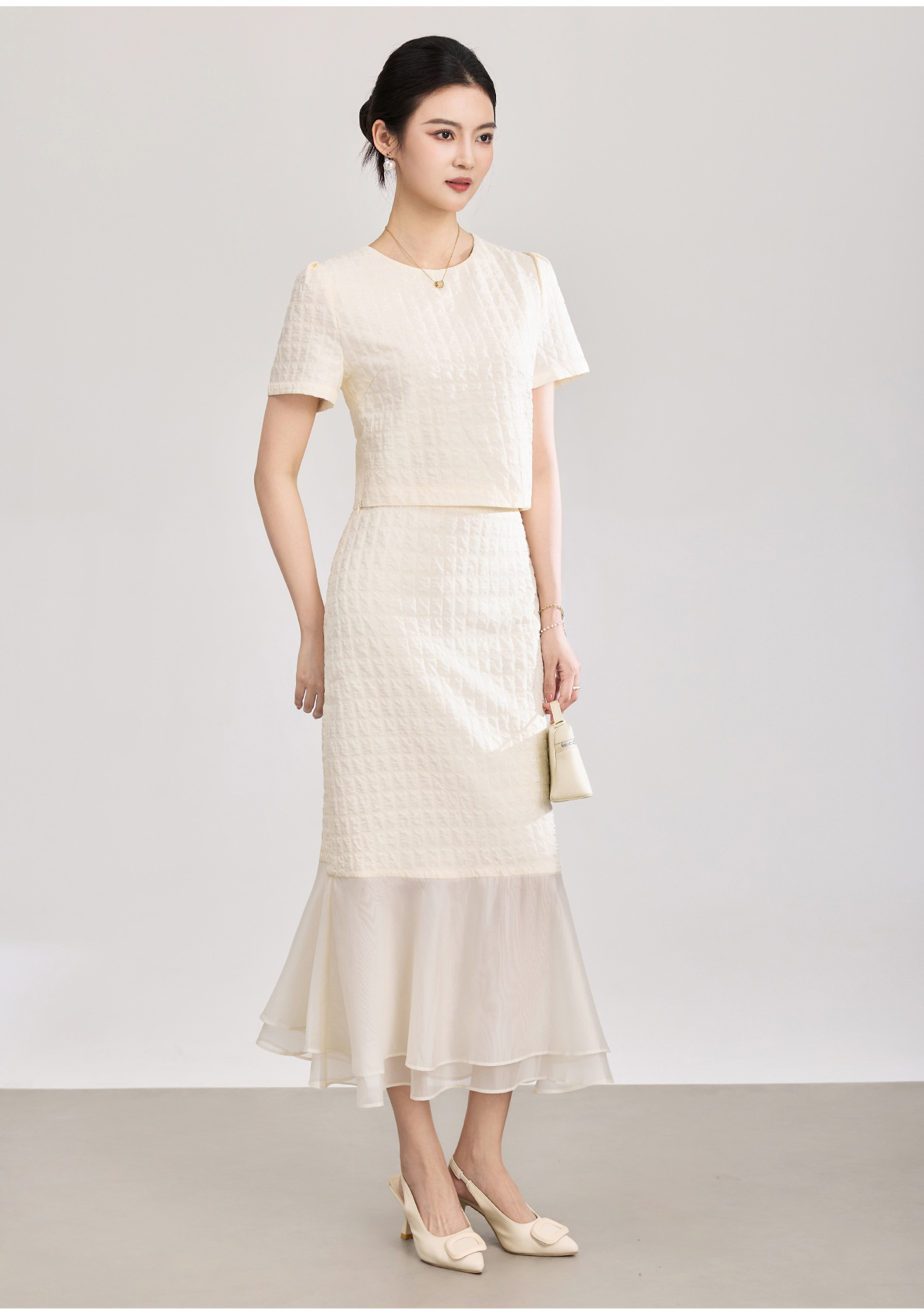 Set áo ngắn phối váy xếp tầng organza nữ tính — màu đen chi tiết 4