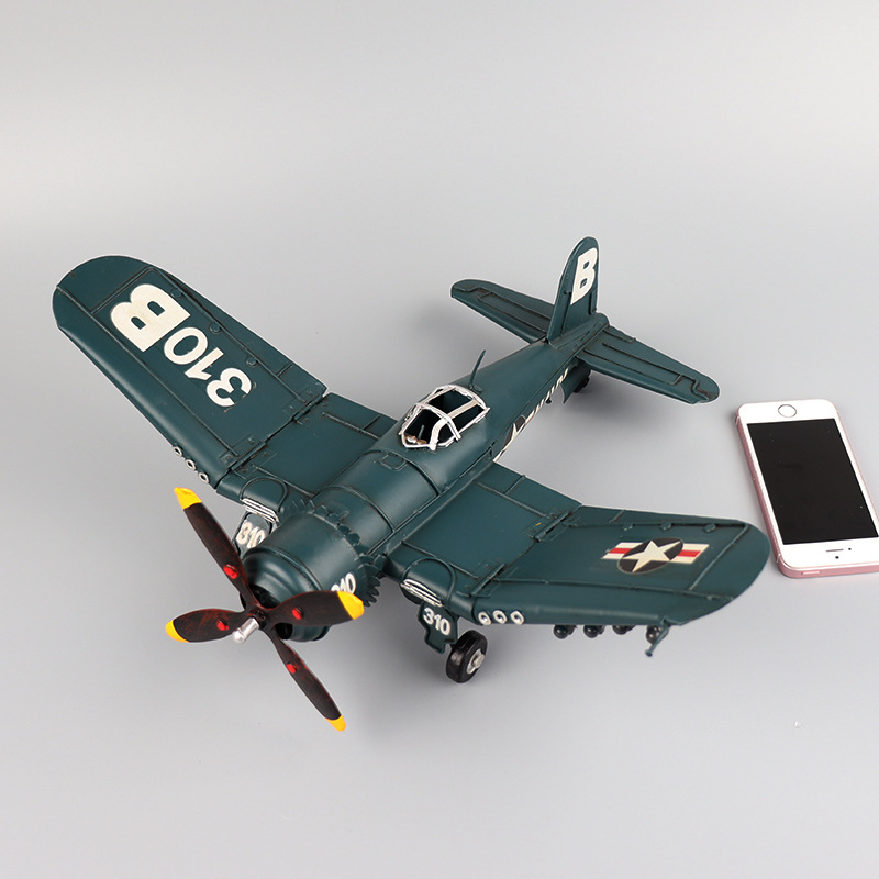 二战美军F-4U海盗战斗机模型铁艺飞机客厅旧酒吧橱窗柜装饰品摆件