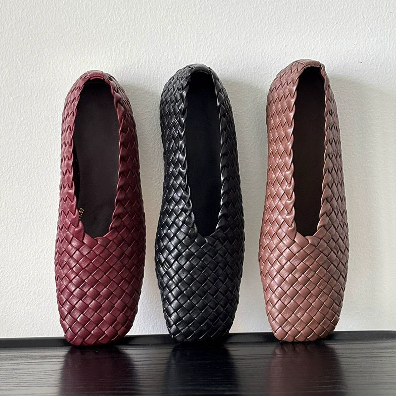 2025 весна и лето новые женские туфли высокого класса плоские каблуки с квадратными головками из плетеных неглубоких туфель