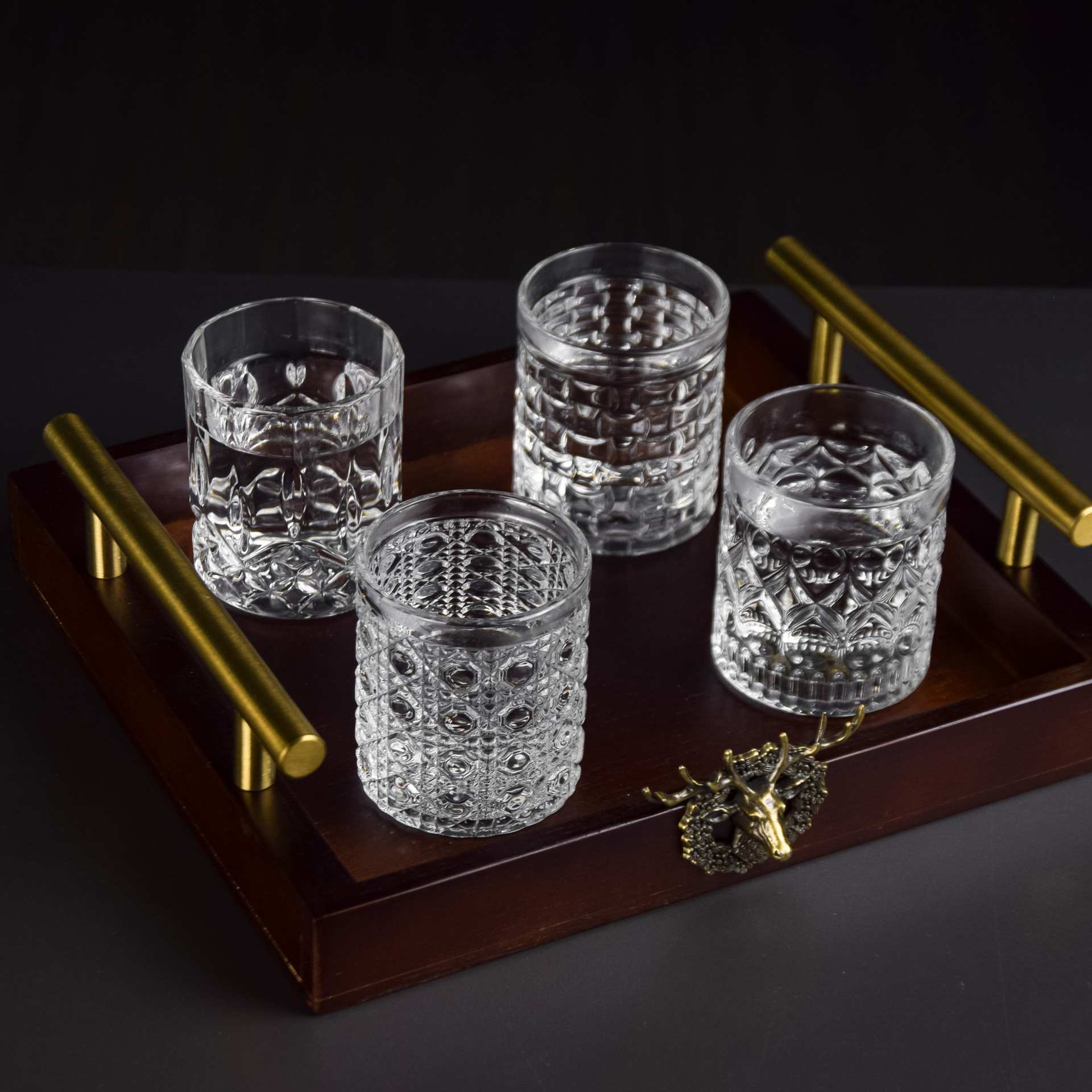 Fabricante puede enviar dos tazas de licor blanco una taza de taza de vidrio trenzado estrella taza de diamante de salón de banquetes doméstico