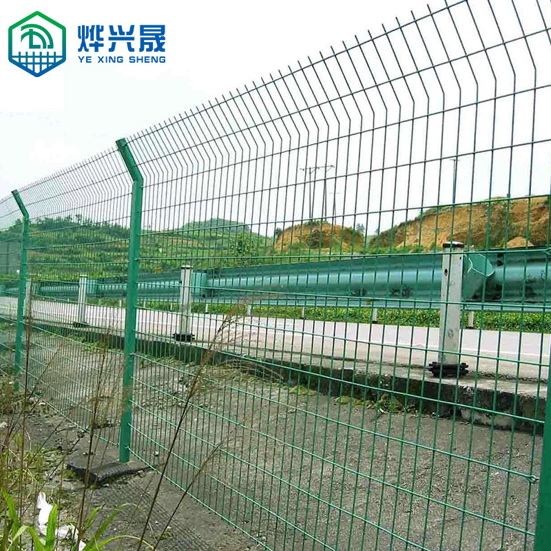 厂家供应金属双边丝护栏网框架护栏 公路铁路隔离护栏网门批发