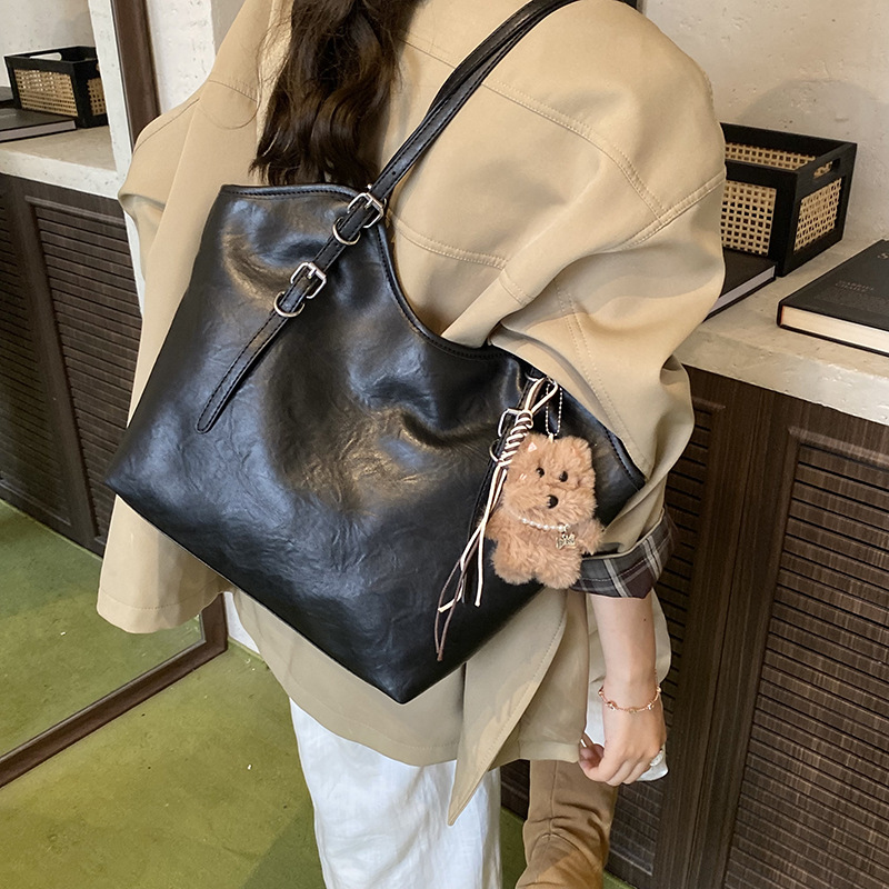 Transfronterizos ocio de gran capacidad bolsa de tote 2025, otoño y invierno, nueva bolsa de brazo de viaje, bolsa de hombro de moda popular image 7