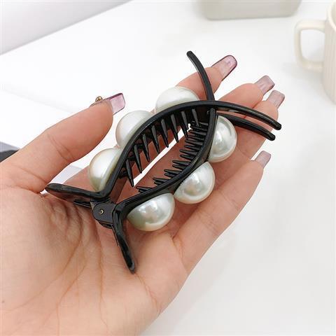 Fashion Solid Color Plastic Plating Hair Claws 1 Piece display picture 5