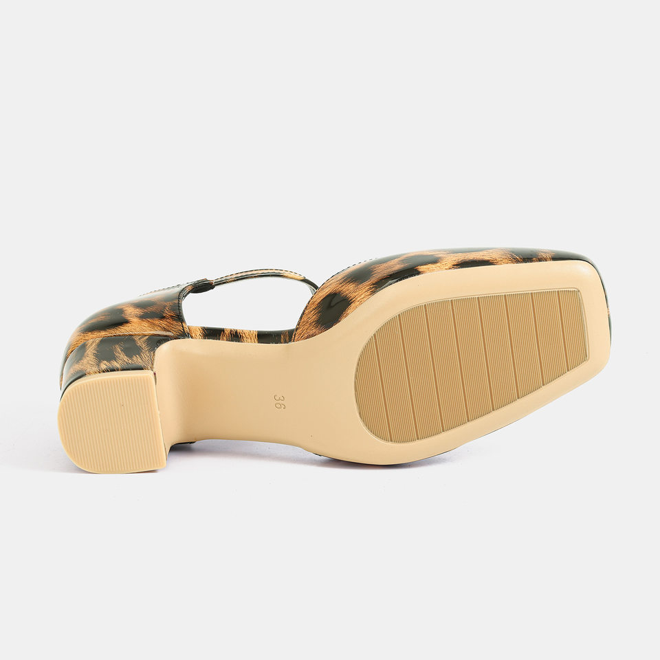 Giày sandal nữ bít mũi da PU họa tiết da báo, quai ngang một nấc cài, gót thô 3–6 cm — màu mơ, màu đỏ, trắng chi tiết 6