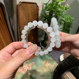 Jinyutang Xinjiang Hetian Jade Ice Bottom Bracelet Has Delicate Jade Texture, Ice Permeability, Moisturizing and Full of Glue, with Elegant and Fresh Color