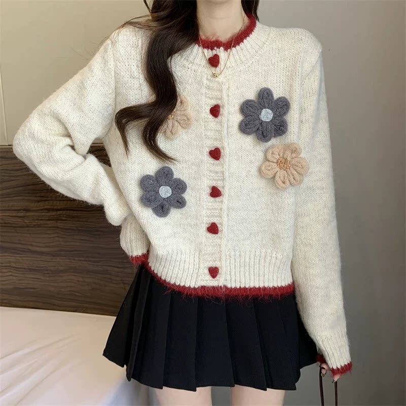 Women's Autumn/Winter Knit Cardigan with 3D Appliqué Flower Decoration, Heart Buttons, Contrast Color, Frayed Edges, Loose Casual Style Women's Autumn/Winter Knit Cardigan with 3D Appliqué Flower Decoration, Heart Buttons, Contrast Color, Frayed Edges, Loose Casual Style
