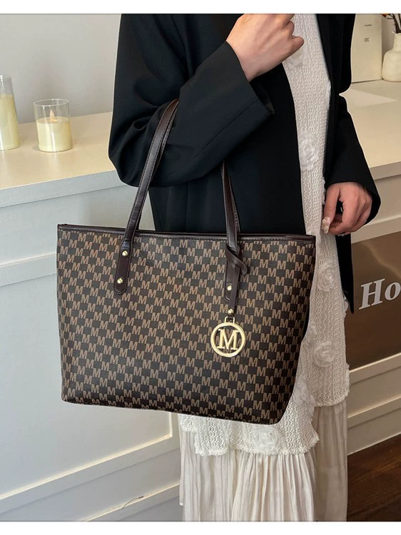 (Cross-border trading), universal shoulder bag, capacious one-shoulder bag