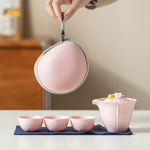 Travel Tea Set Portable Women's Kung Fu Tea Set Quick Cup Outdoor Ceramic Tea Cup Pink Teapot