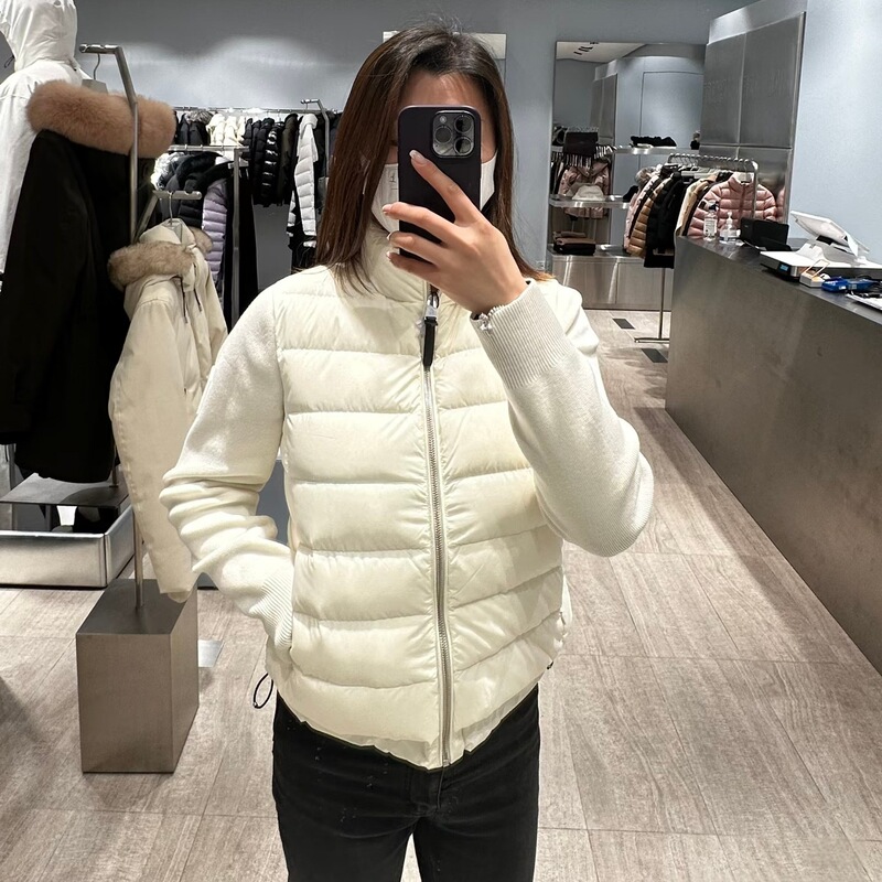 2025 Autumn and Winter New Mk Knitted Sleeve Stand Collar Lightweight Short down Jacket for Women, Warm, Waist-Cinching, Slim Fit for Petite Figures