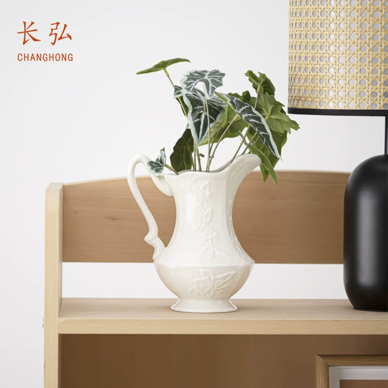 Changhong French -style rural wind ceramic vase liquid living room flower arrangement INS wind ceramic bottle bedroom bedroom hydrophobic vase