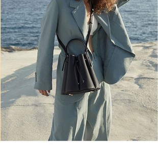 2026�¿�С���OӋ�r��polene����ˮͰ����Ů����Ƥ�μ�б�������