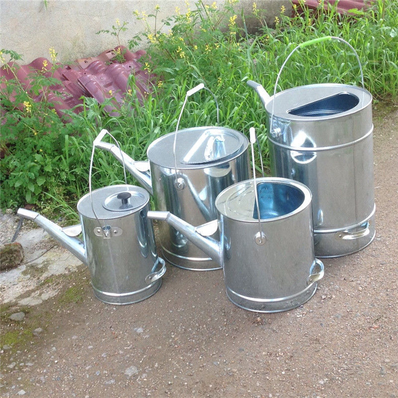 长嘴加油桶汽油桶汽车摩托车备用油箱20升15升10升白铁喷壶柴油壶
