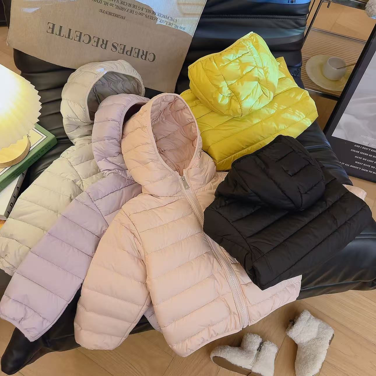 儿童纯色连帽棉服 保暖锁温可爱时髦休闲风 秋冬必备洋气童装外套