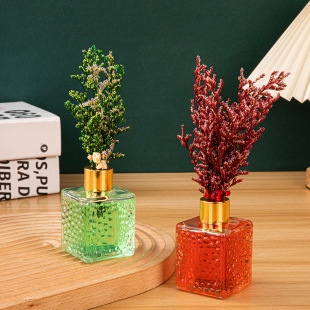 Non-fire Perfume Aromatherapy Essential Oil Home Bedroom Lasting Ornaments Diffuser Girl Light Fragrance Niche Aromatherapy Wholesale