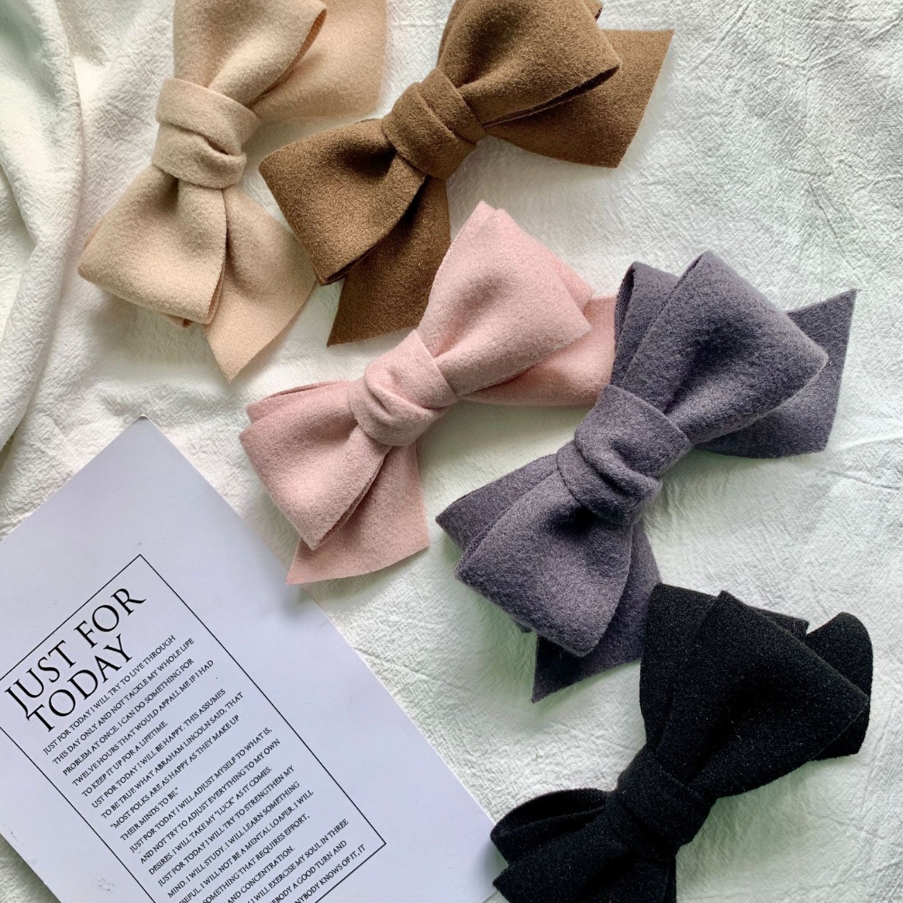 Korean ribbon bow hair accessories plush ribbon hat gift box shoe flowers clothing accessories single-sided woolen velvet ribbon