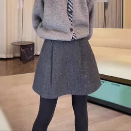 时髦气质灰色花苞短裙女冬季流行新款复古洋气显瘦遮垮加厚半身裙
