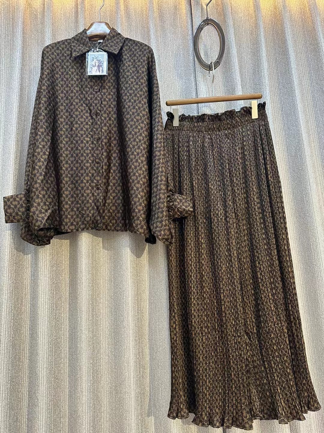 560g Weight Long Sleeve Sleeve Length Polyester Fabric Type Pant Co-ord Set Sets Type 2 Pieces Set Quantity Holiday, Street Occasion Turndown Neckline Loose Fit Type Printing, Flower Pattern Summer, Spring, Autumn Season Women's Gender Elegant, Basic Style Holiday Street Women's Elegant Basic Printing Flower Polyester Pant Co-ord Set Pants Sets 27