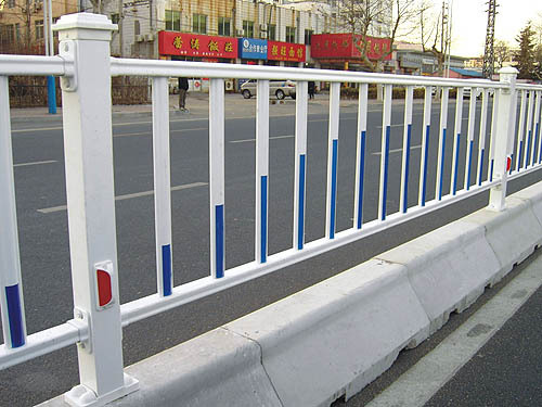 道路护栏 停车场护栏 学校围栏 场所临时围栏