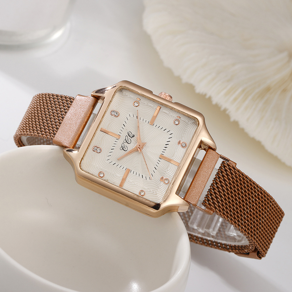 Modische Luxus-Quadrat-Zifferblatt mit Diamant-Intarsien, modische Magnetschnalle mit Quarz-Damenarmbanduhr_voghion.com