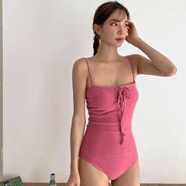 2025年韩国新款连体泳衣女性感简约纯色遮肉显瘦度假泡温泉泳装女