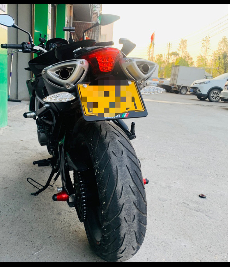 Suitable for Benelli Huanglong 600 300 TNT600 302S modified license plate bracket accessories BN600 TNT300
