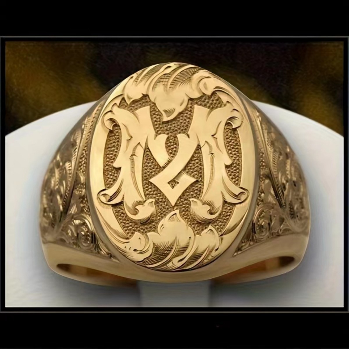 Cross-border hot selling jewelry golden letter M carved seal men's ring European and American style stamp men's ring