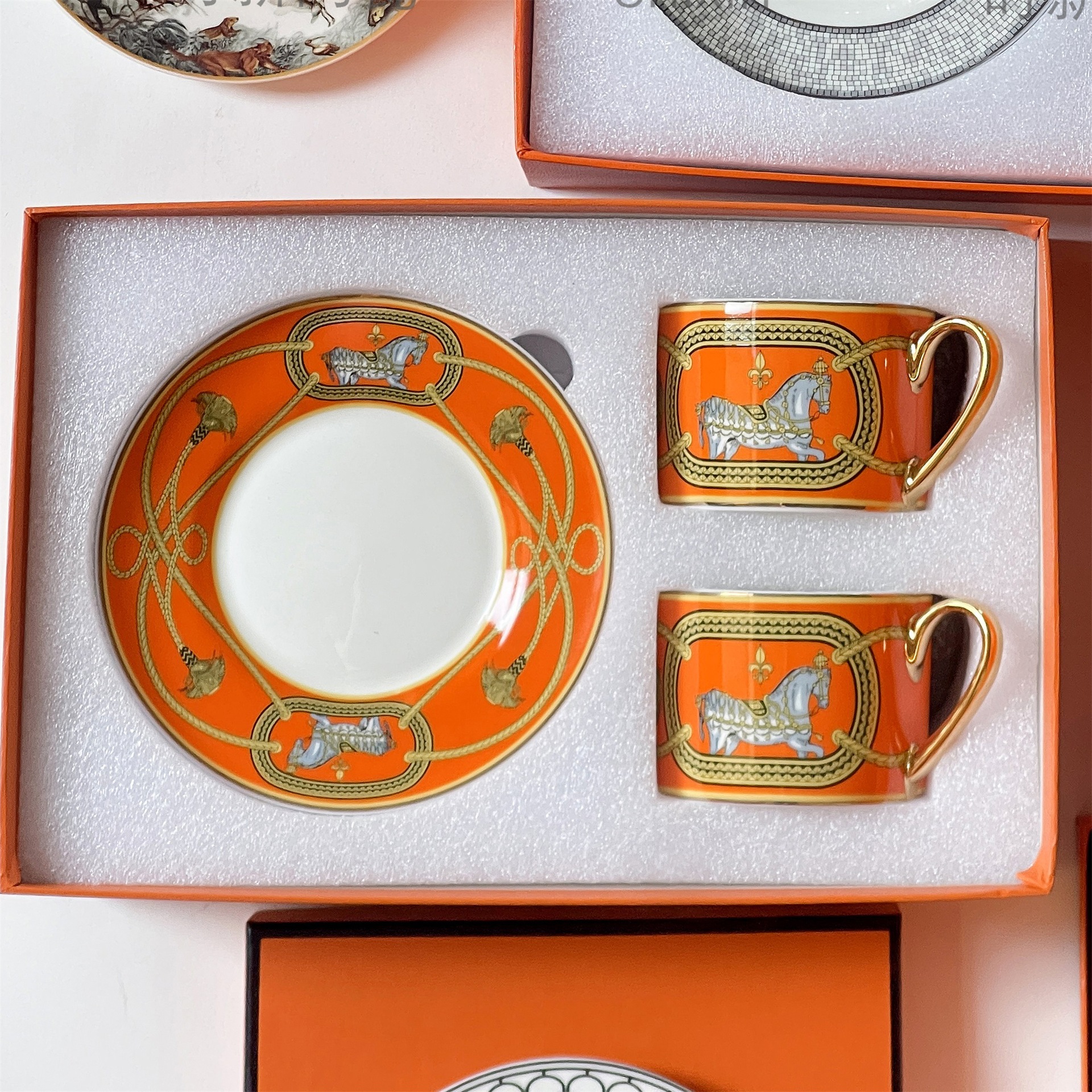 Corte europea transfronteriza retrógrada taza de café de porcelana casera doble taza de plato taza de cerámica taza de té de la tarde pareja