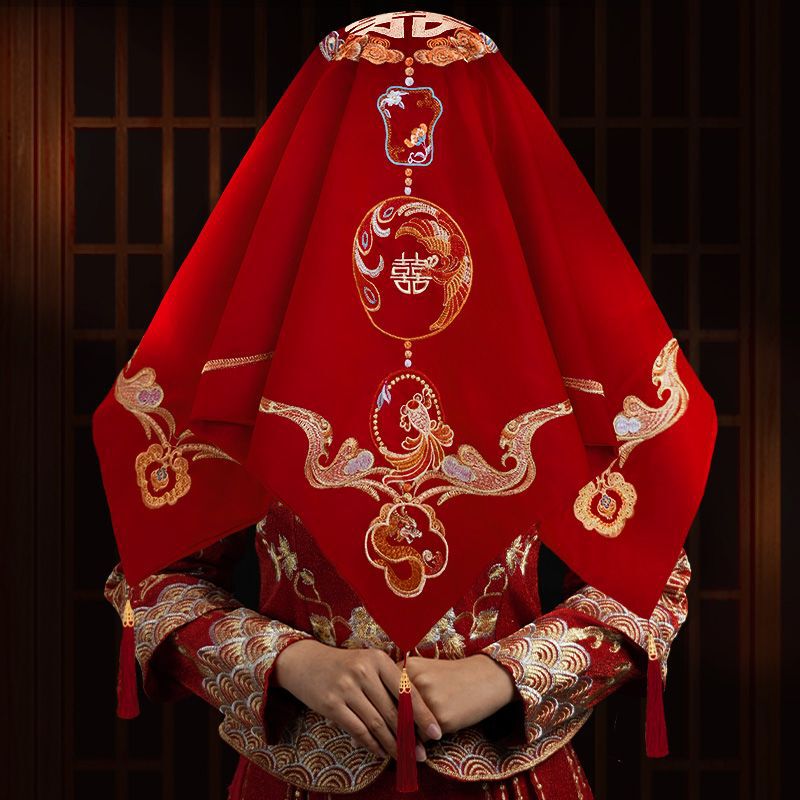 High-End Wedding Red Headscarf, New Chinese-Style Xiuhe Dress, Specially Embroidered Satin for Brides, High-End Traditional Style Wedding Headscarf