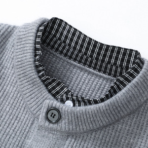 2026秋季青少年运动风格腈纶针织开衫长袖宽松型圆领线衫图片