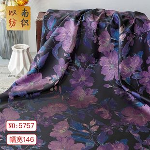 �͹��L�ڵ��ϻ�ɫ���B��ȹ���ϕr�жY�������R���ֹ�����Ứ����