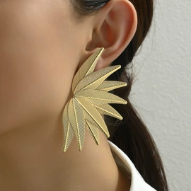 耳钉;耳坠;耳环