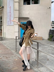 韓国系の格子の長袖のシャツの女性の2025夏の新型のゆったりしている中の長いタイプのストラップの組み合わせの日焼け止めのシャツの上着