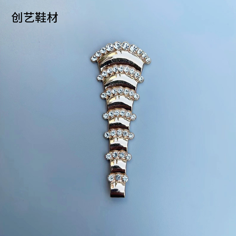 Transfronterizo nuevo tacones altos zapatillas de moda hebilla de metal de aleación de zinc hardware de equipaje hebilla de Cuello de camisa hebilla decorativa