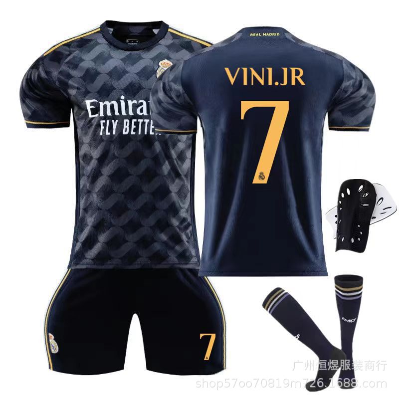 24 real madrid no. 7 (vinicius) + socks + protective gear
