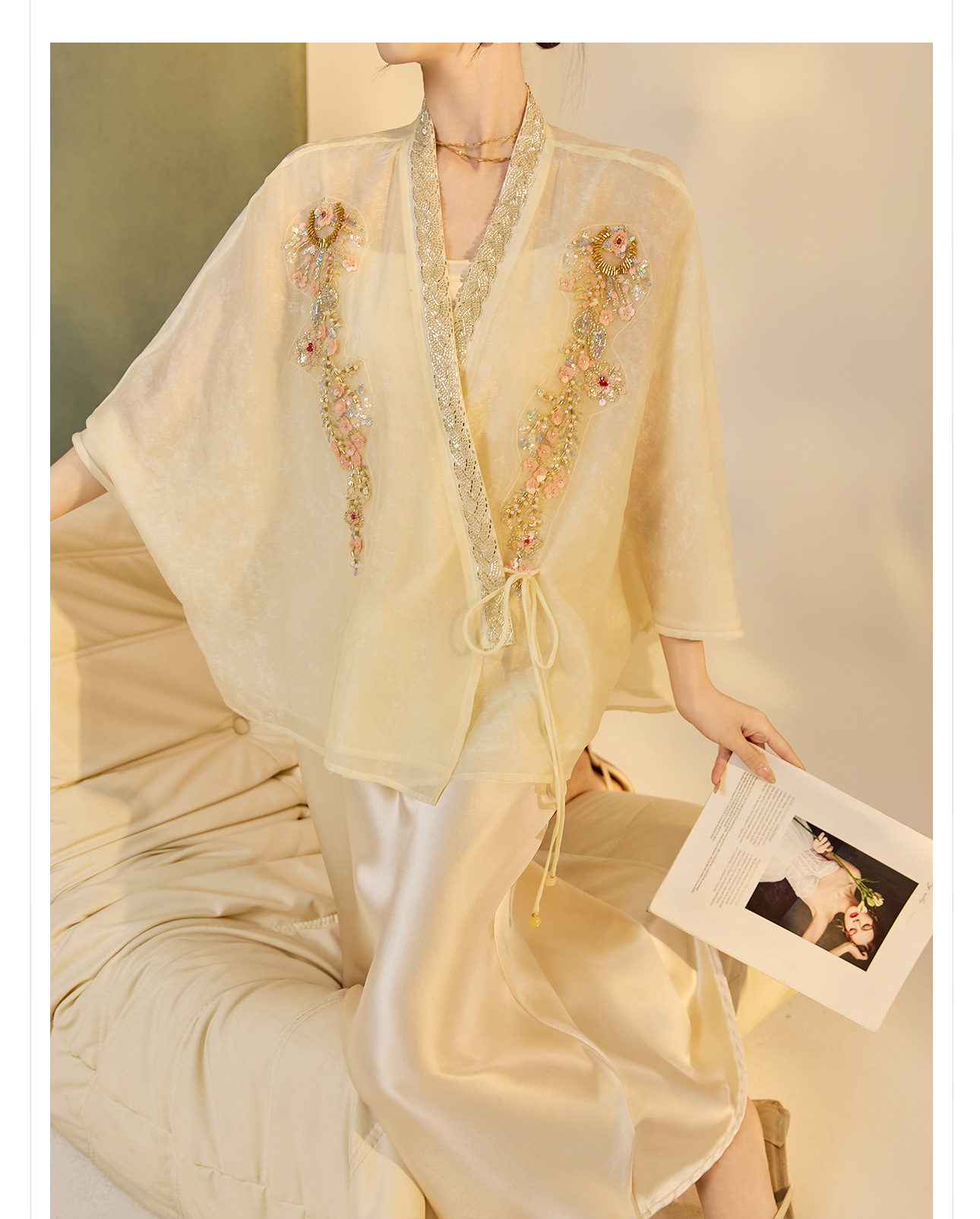 Áo cardigan nữ dáng rộng Tencel thêu hạt phong cách Trung Hoa — hồng, mơ chi tiết 5