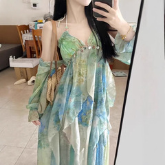 设计感重工连衣裙海边度假风格超仙吊带v领晕染碎花不规则长裙子