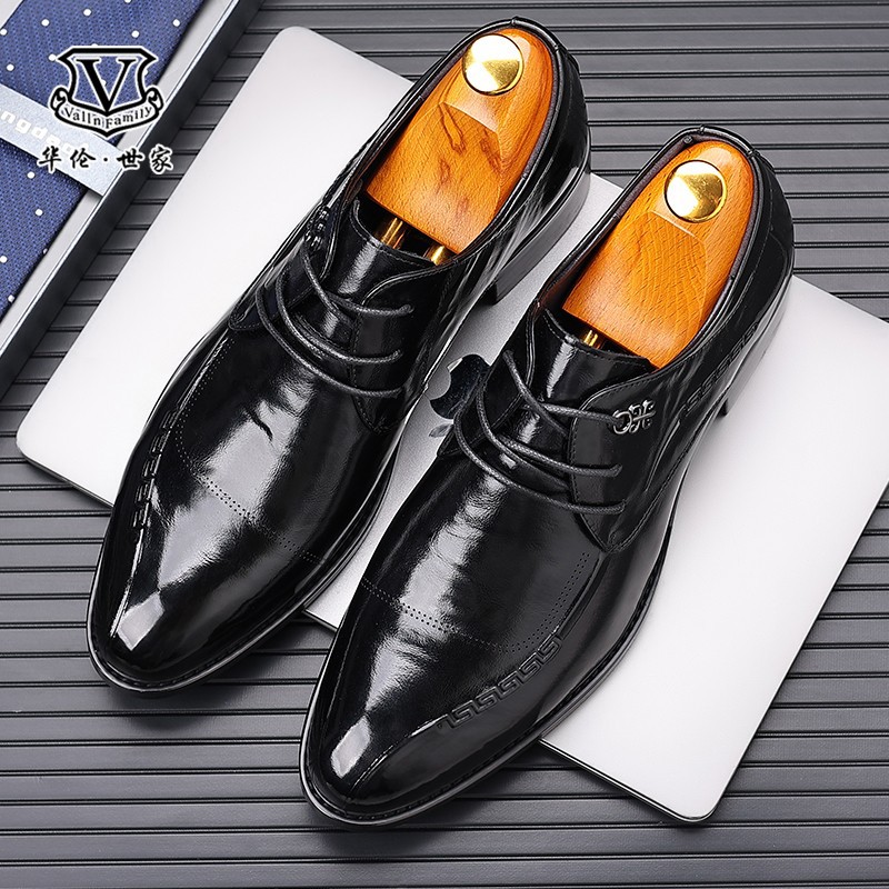 워렌 패밀리 브랜드 2024 COWHIDE 통기성 경량 영국 스타일 가죽 신발 비즈니스를위한 새로운 스타일 남성 캐주얼 신발