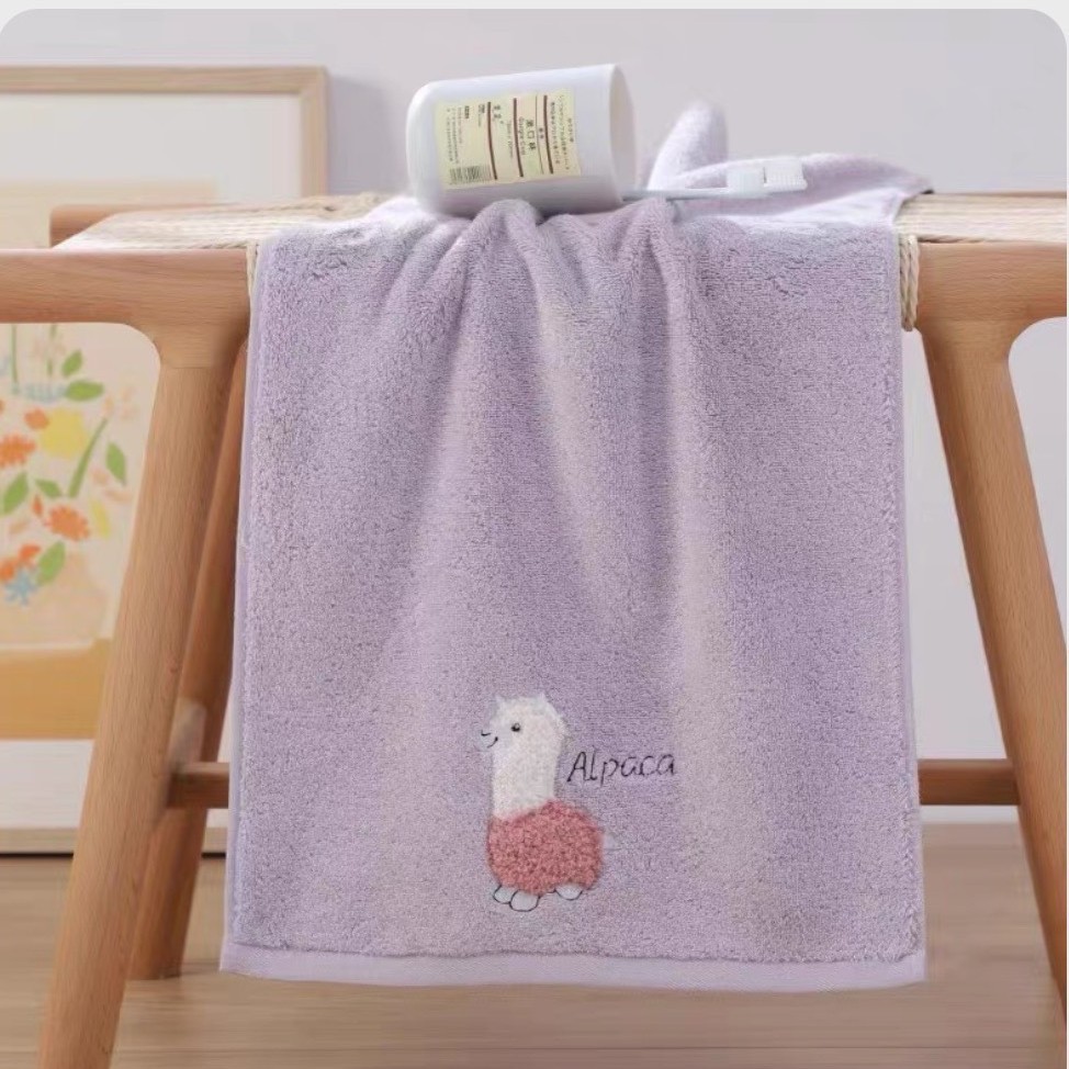 수건 수 놓은 알파카-퍼플