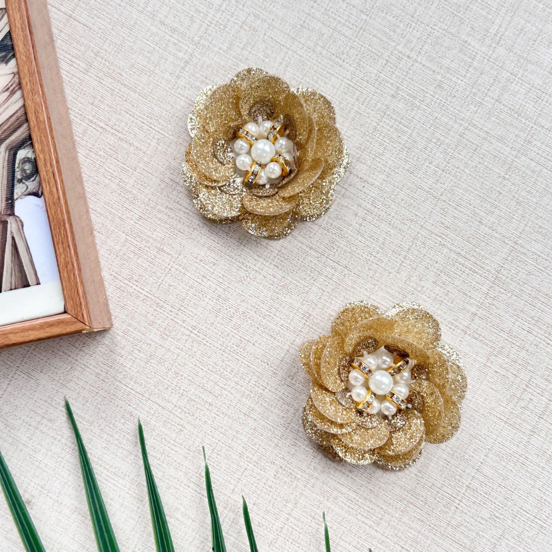 45mm oro polvo brillante flores de perlas de color fantasma flores de perlas transparentes exquisitas hermosas zapatos sombreros material de decoración de bolsas