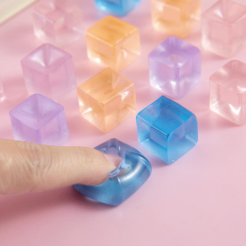 Creative ice cubes