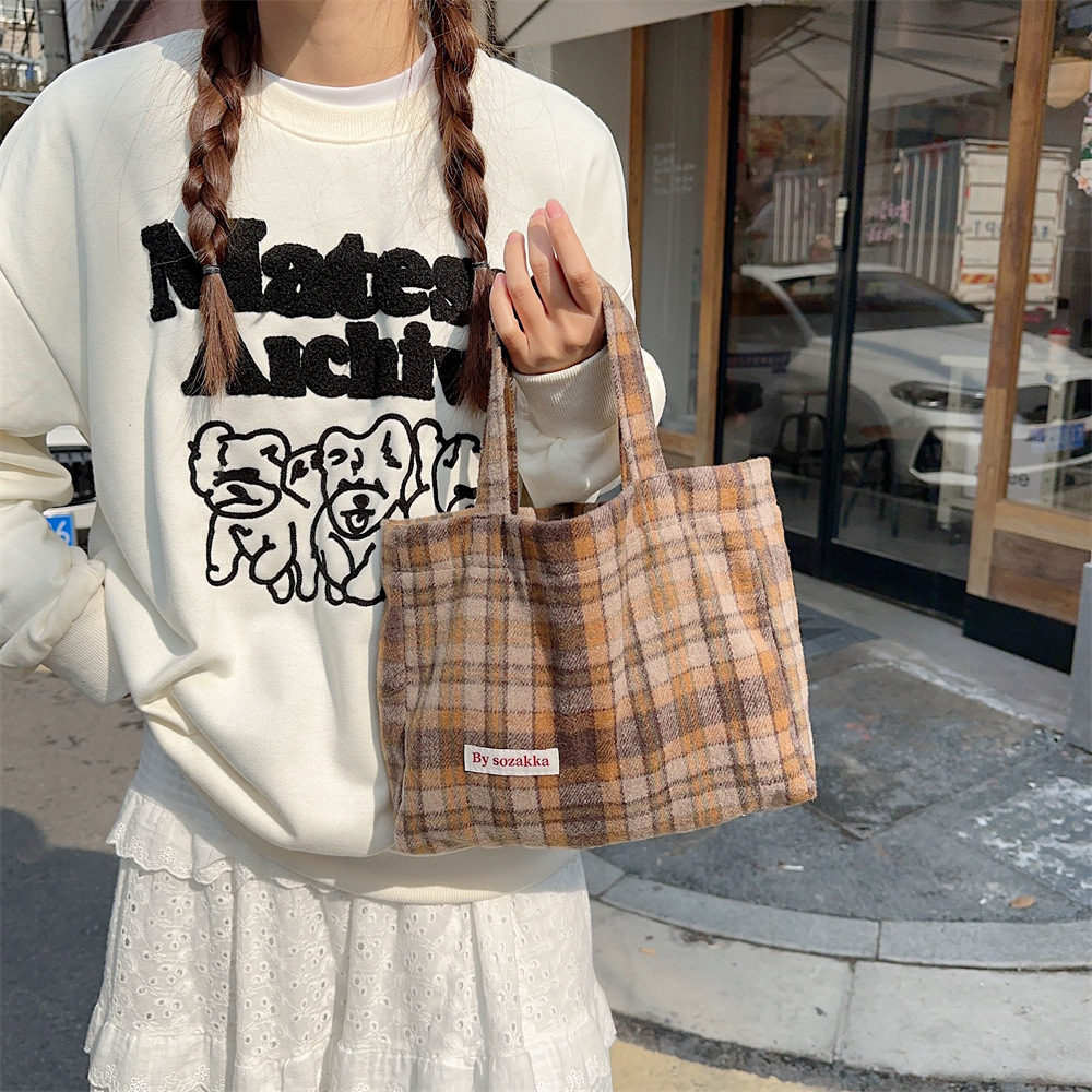 311021 Simple ins retro style woolen multi-color handbag for women, 2023 new checkered autumn and winter women's bag undefined