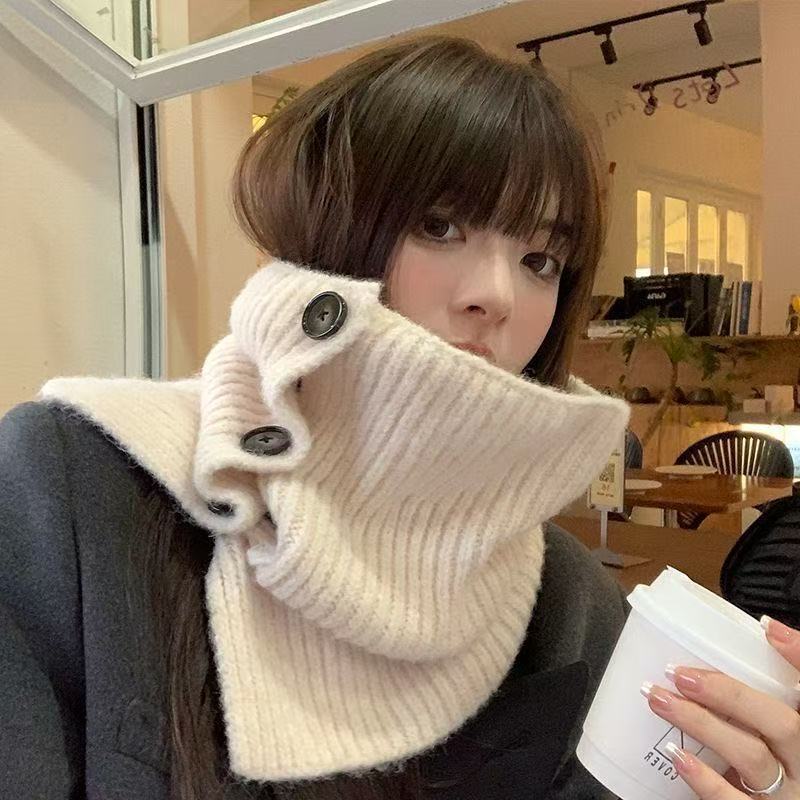 Elegante sciarpa invernale donna con bottone scaldacollo morbido_voghion.com