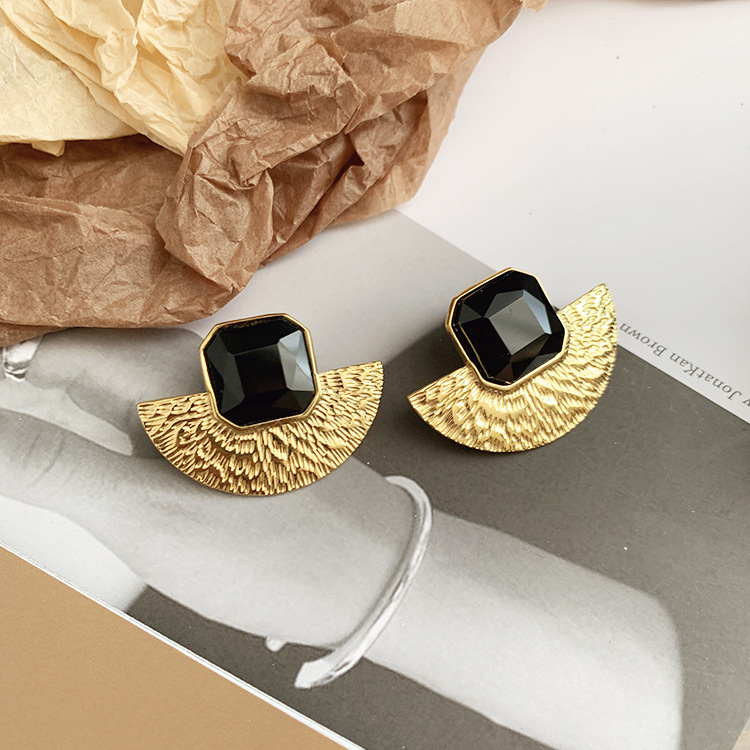 25g Weight Artificial Gemstones Inlay Material Ear Studs Classification 1 Pair Quantity 1 Pair Modern Style Geometric Plating Inlay Titanium Steel Artificial Gemstones Ear Studs